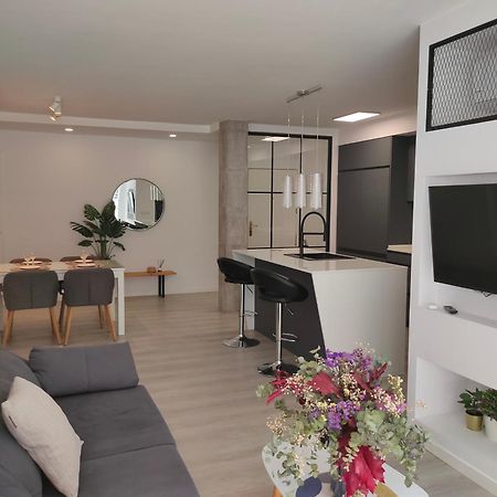 Casa Mallen, Con Amplia Terraza, En El Barrio De Nervion Sevilla Exteriör bild
