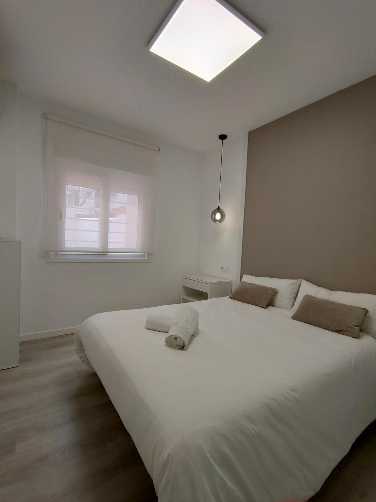 Casa Mallen, Con Amplia Terraza, En El Barrio De Nervion Sevilla Exteriör bild