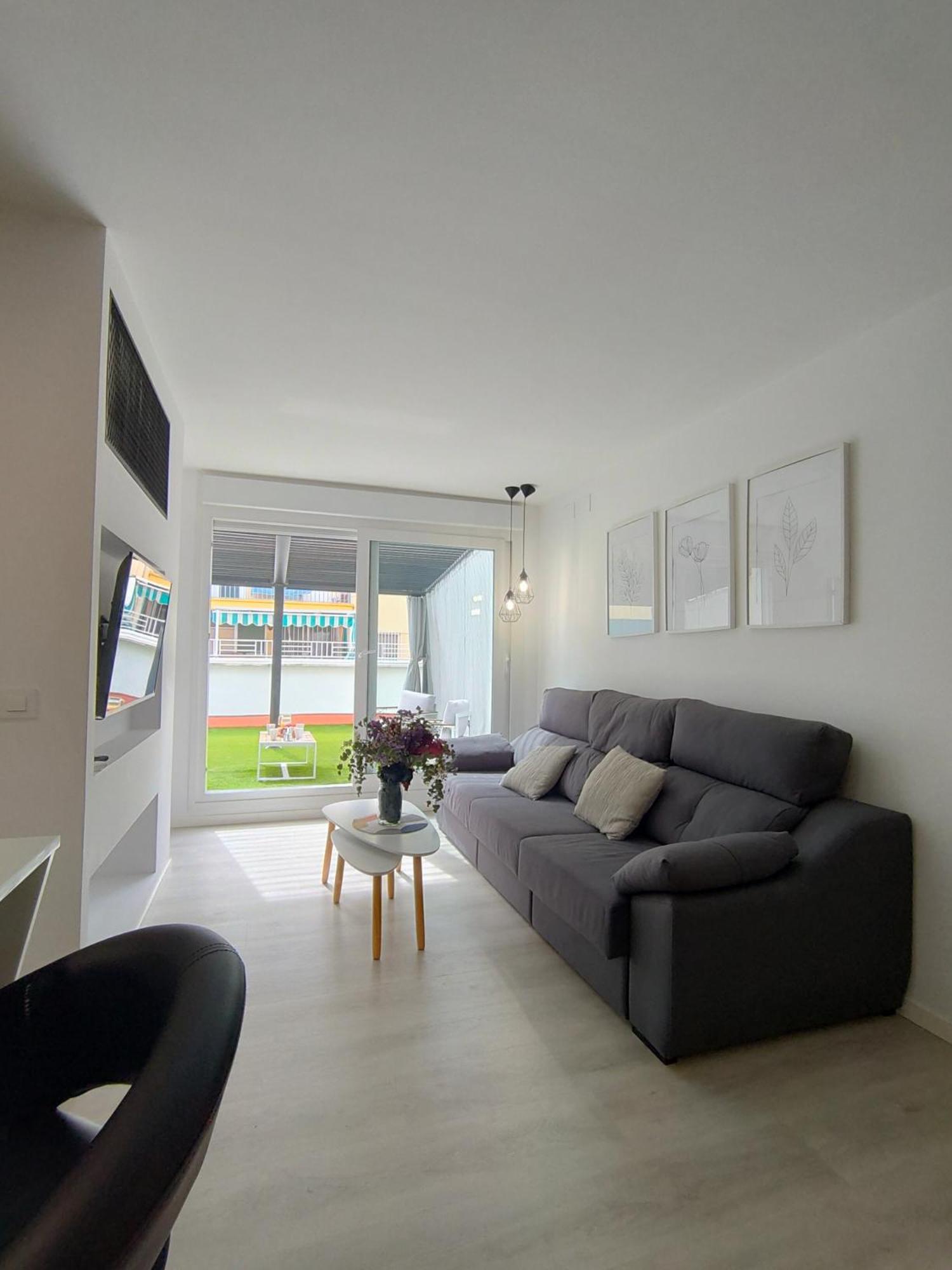 Casa Mallen, Con Amplia Terraza, En El Barrio De Nervion Sevilla Exteriör bild